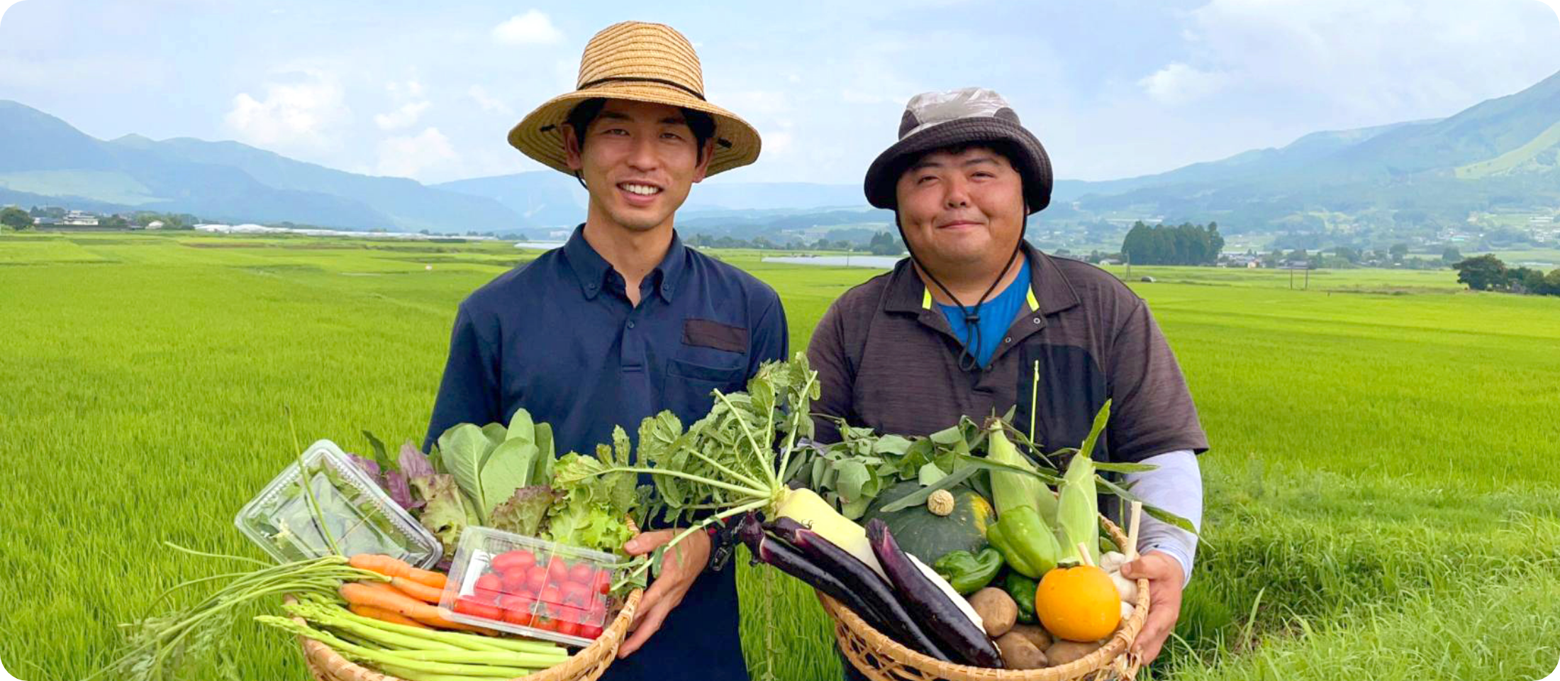 写真：野菜と農家の人